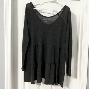 NWOT American Eagle Top Oversized Flowy Shirt Gray Medium